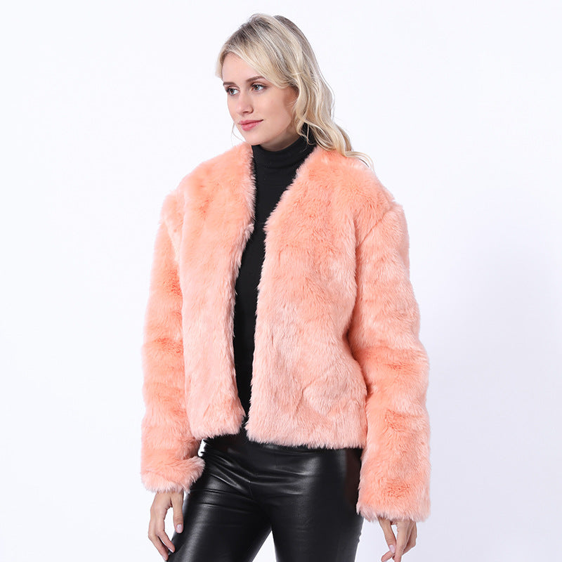 Damen Kurze Kunstpelzjacke mit modernem Schnitt und breit geschnittenen Ärmeln Stilzeits