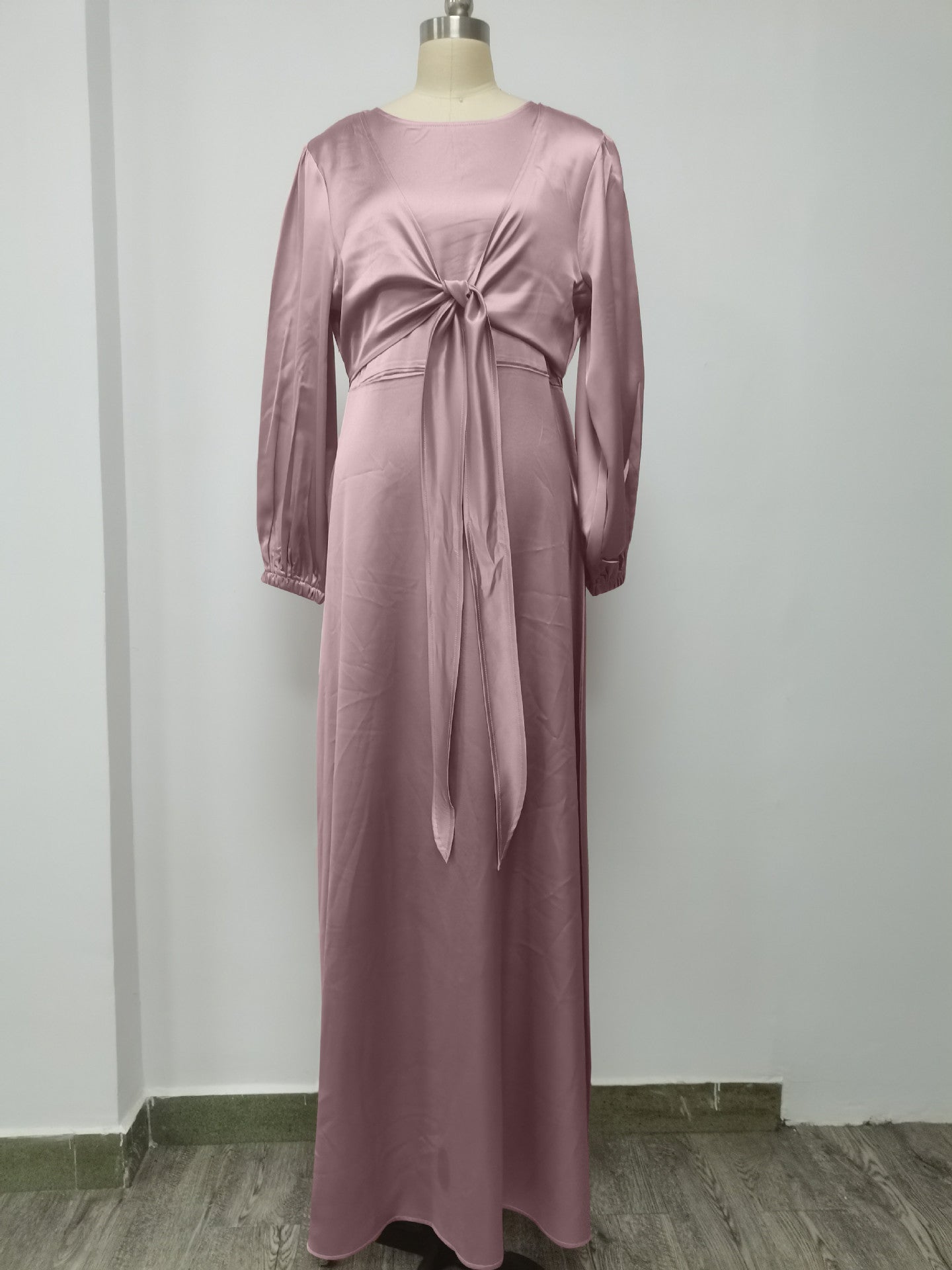 Satin Kaftan für muslimische Frauen von Fudus
