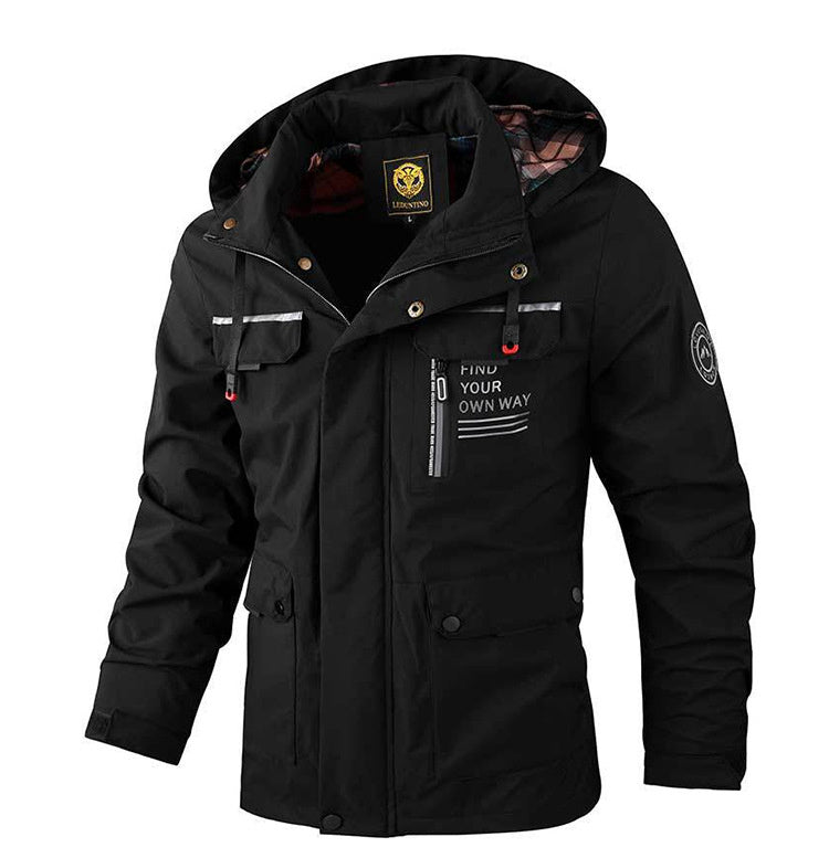 Herrenjacke Alan: Winddicht, mit Kapuze und Taschen