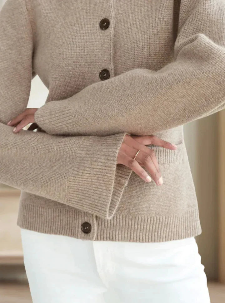Stilzeits | Weicher Cardigan mit Knöpfen