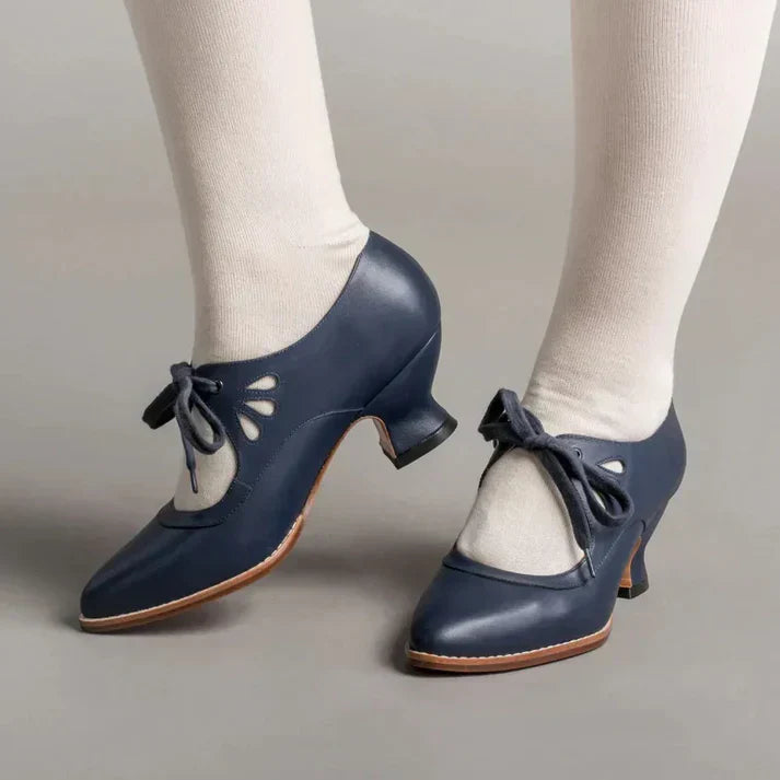 Komfortable orthopädische Schuhe im Vintagestil von Joanie