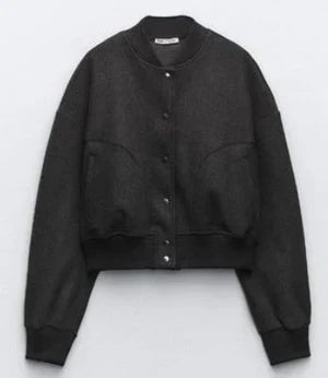 Stilzeits | Weiche Gestepfte Bomberjacke für Frauen Herbstausgabe