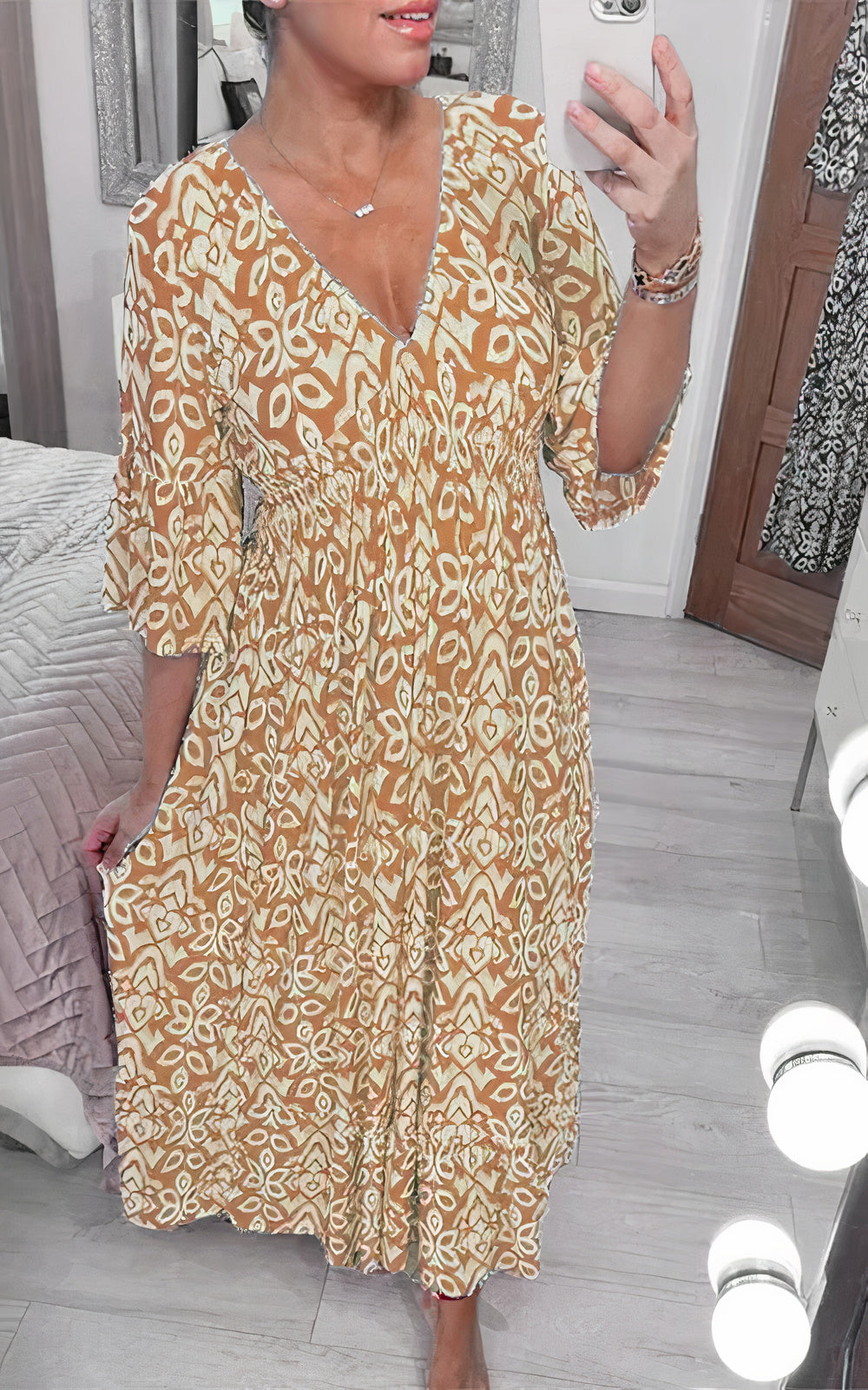 Verführerisches Blumenkleid - Essie