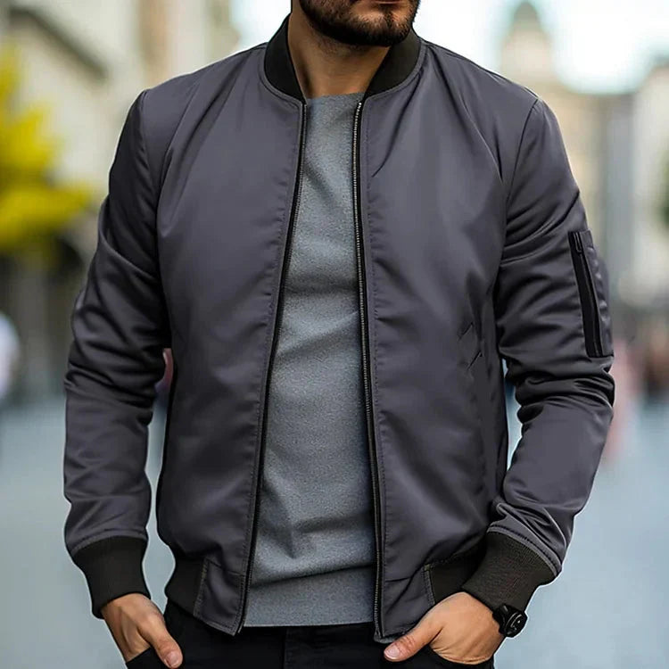 Leichte, modische Herrenbomberjacke
