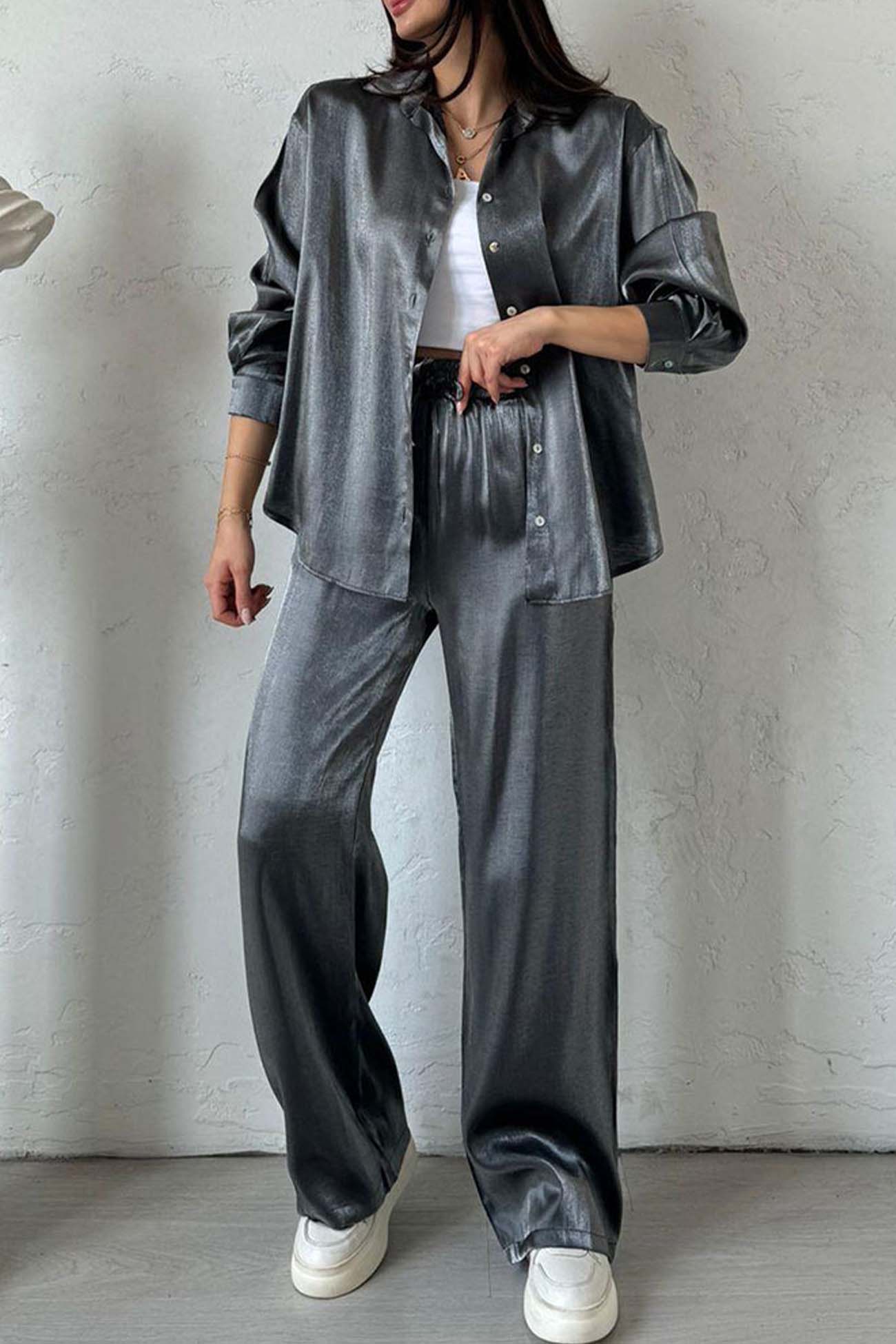 Women's Fudus Button-Down Shirt and Pants Set