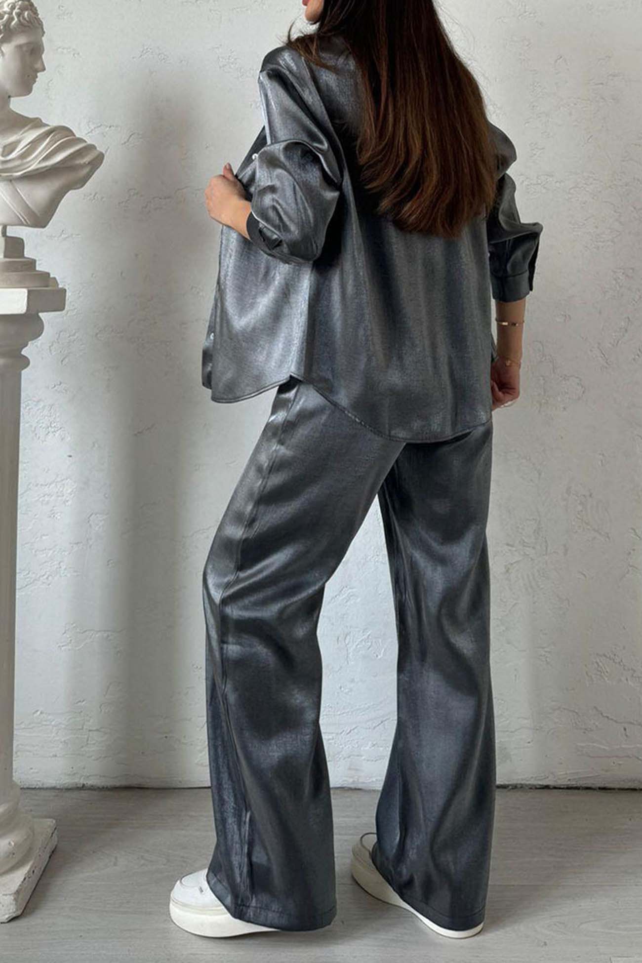 Women's Fudus Button-Down Shirt and Pants Set