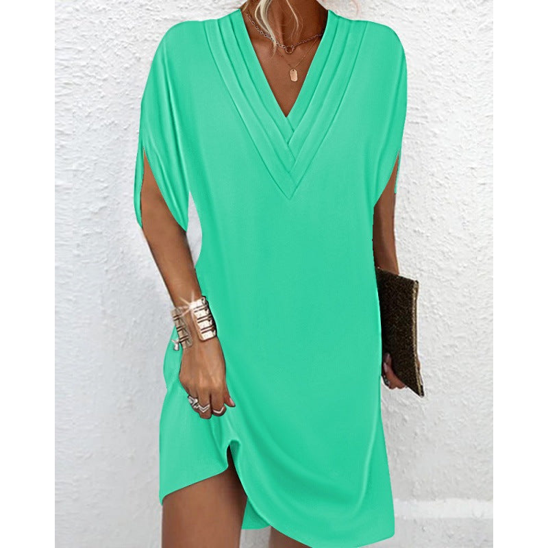 Fudus Falten-Batwing-Kleid mit V-Ausschnitt