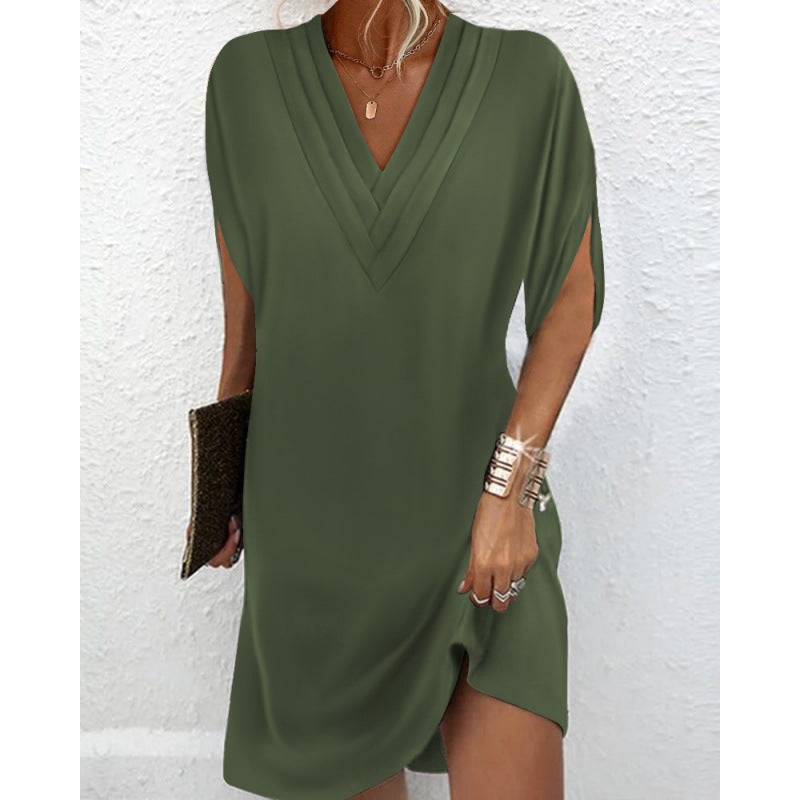 Fudus Falten-Batwing-Kleid mit V-Ausschnitt