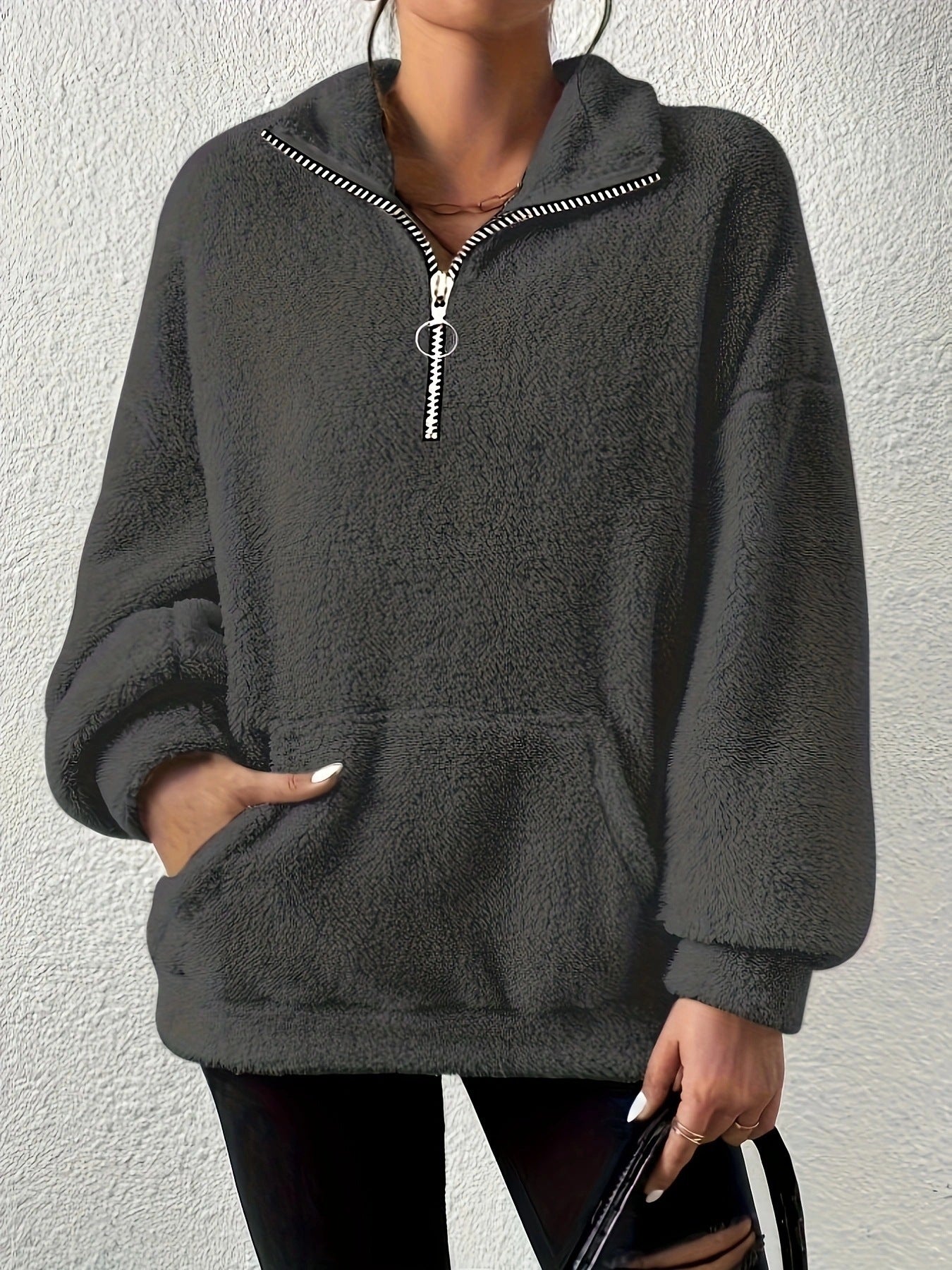 Damen kuscheliger Fleece-Pullover mit halbem Reißverschluss und Seitentaschen Stilzeits