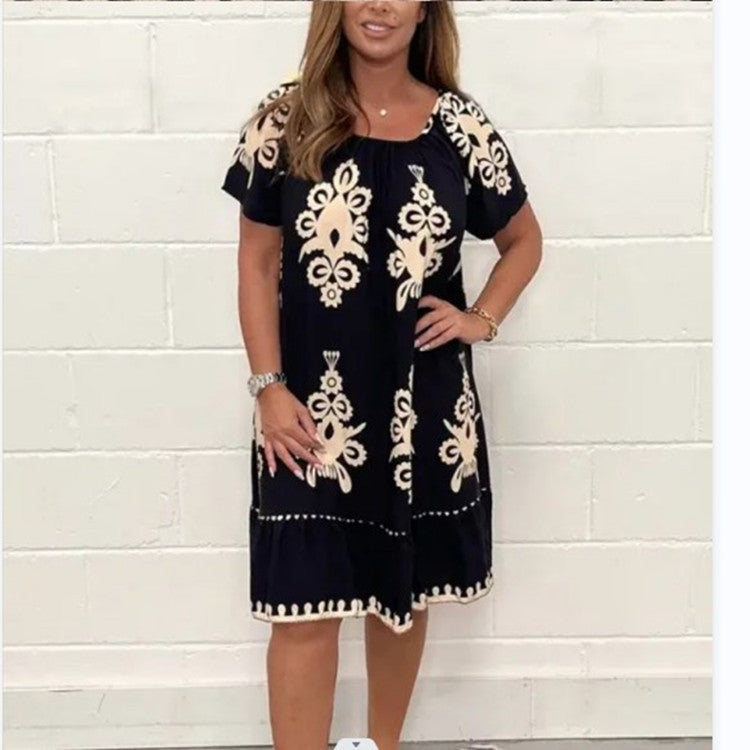 Fudus Sommerkleid: Kurzärmlig & bedruckt