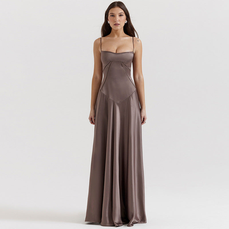 Damen Elegantes Abendkleid mit tailliertem Schnitt und schwingendem Rock Stilzeits