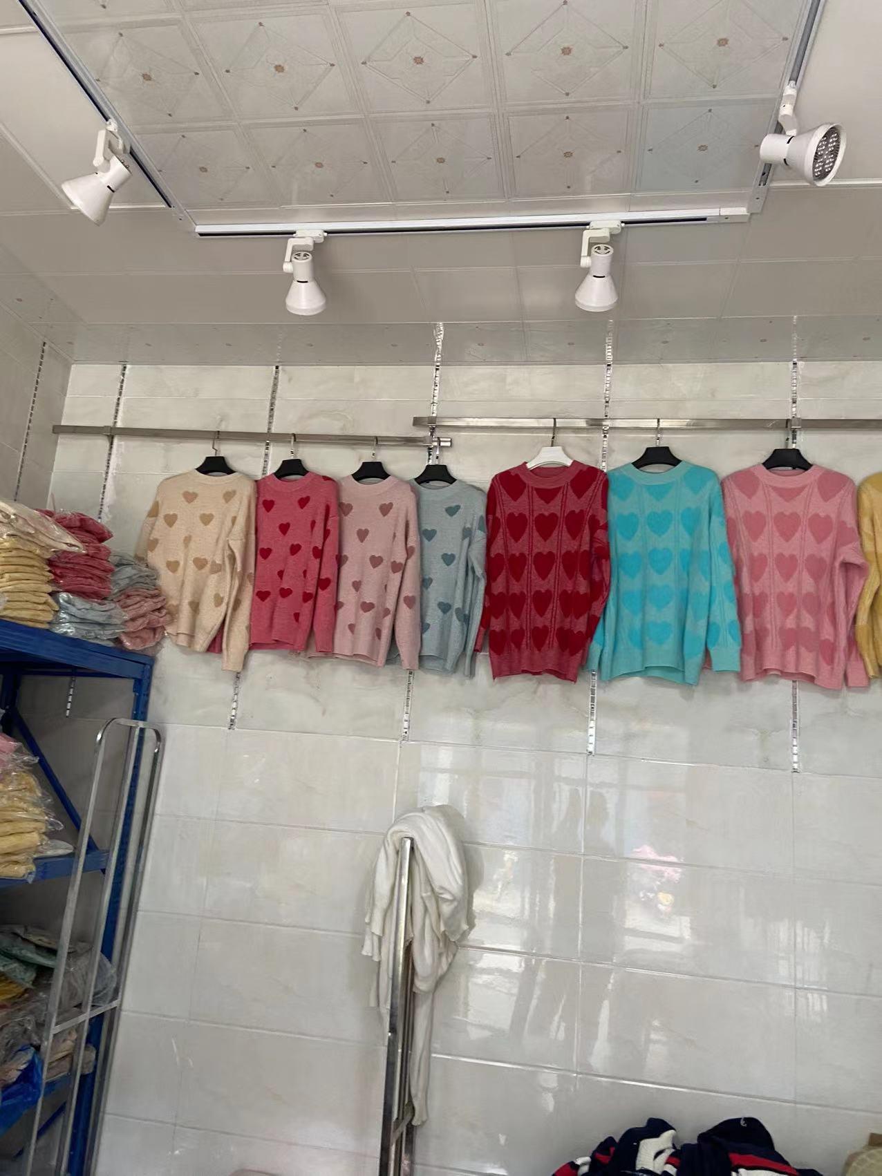 Damen kuscheliger Pullover mit abwechslungsreichem Muster und lässigem Schnitt Stilzeits