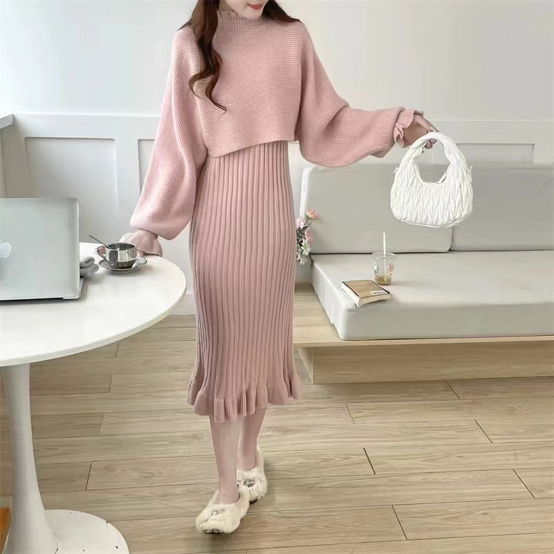 Damen Strickkleid mit hochgeschlossenem Kragen und Rippstruktur Stilzeits