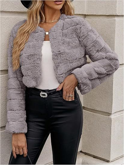 Damen Kurzfelljacke im modernen Leopardenmuster Stilzeits