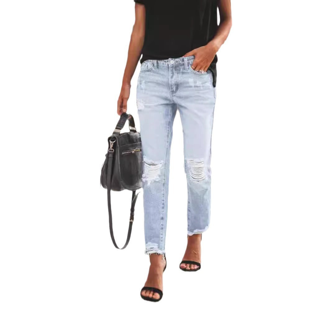 Damen Jeanshose mit modischen Destroyed-Details und bequemer Passform Stilzeits