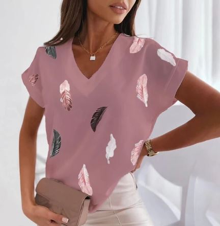 Trendiges T-Shirt mit V-Ausschnitt