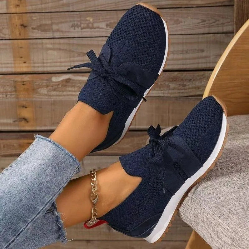 Modische orthopädische Schuhe von Cora