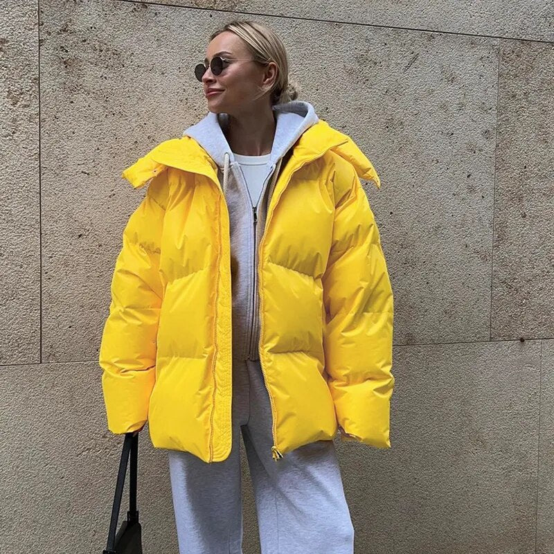 Yolly: Oversize Kapuzenpullover im angesagten Stil