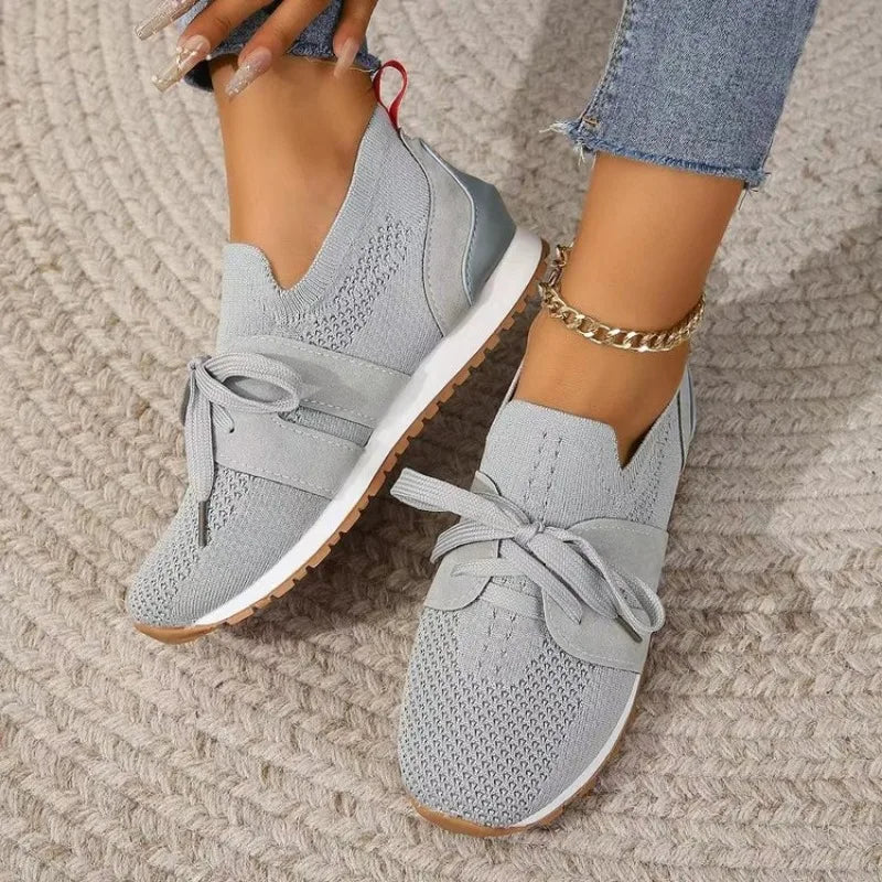 Modische orthopädische Schuhe von Cora