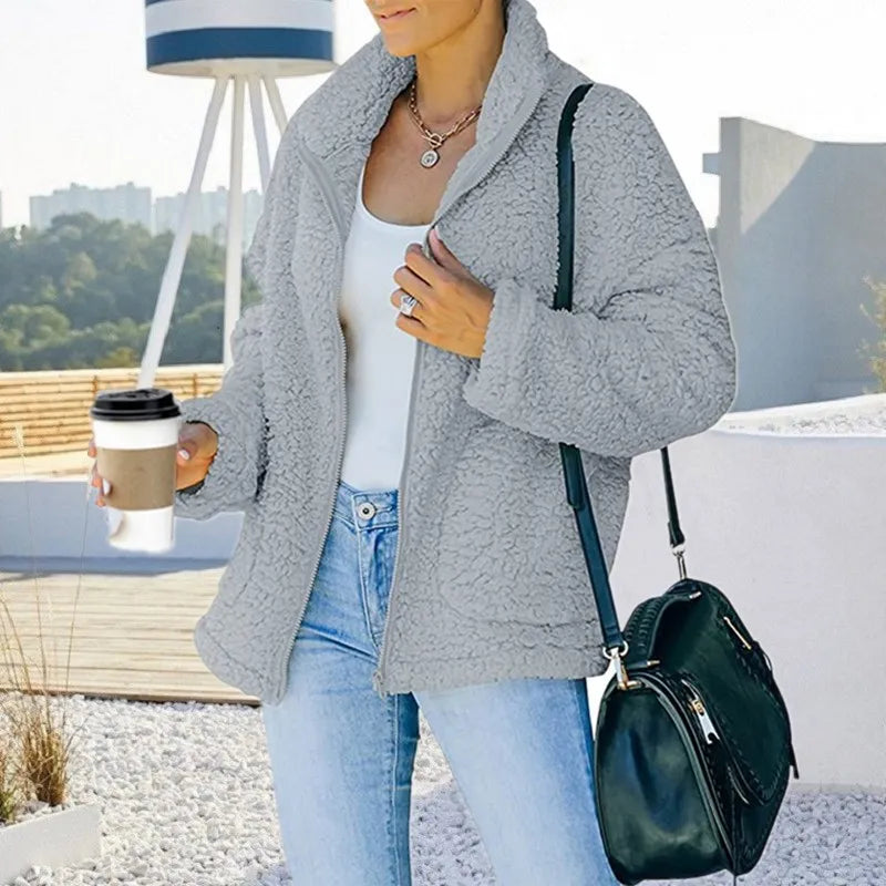 Stilzeits | Wendejacke aus Plüsch