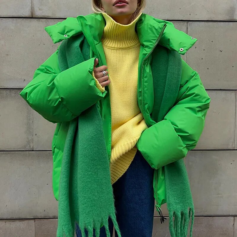 Yolly: Oversize Kapuzenpullover im angesagten Stil