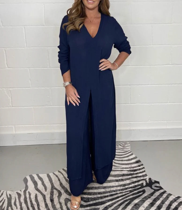 Vrouwelijk tweedelig pak