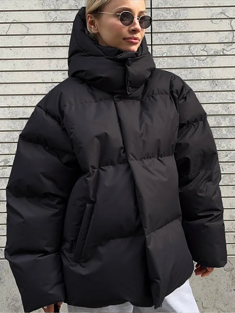 Yolly: Oversize Kapuzenpullover im angesagten Stil