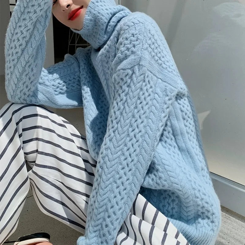 Weicher, warmer Damenpullover mit Zopfmuster aus Wolle