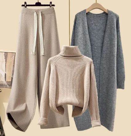 Damen 3-teiliges Strick-Set - Cardigan, Rollkragenpullover & Hose