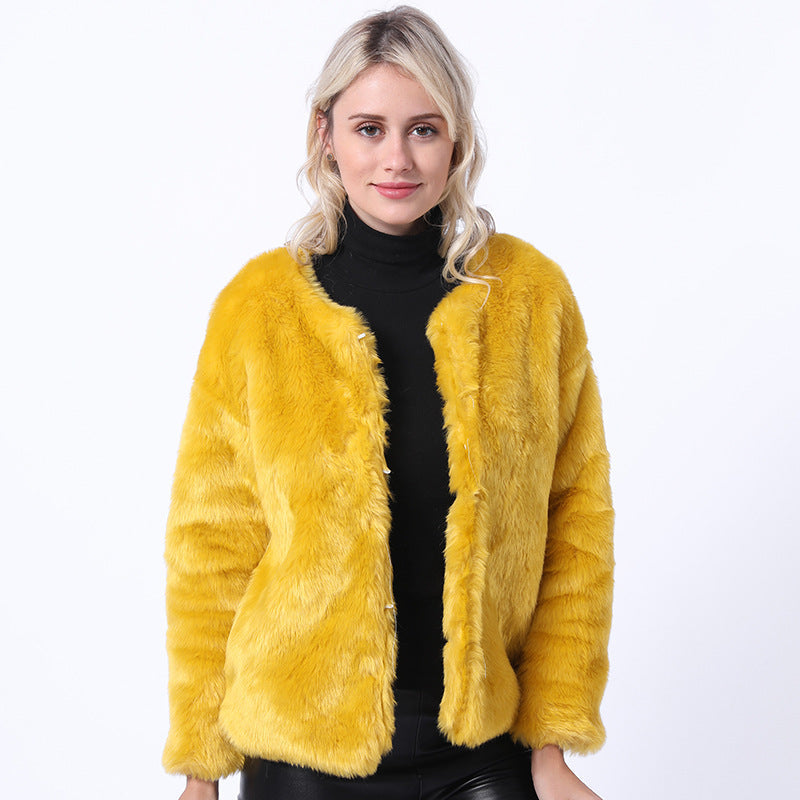 Damen Kurze Kunstpelzjacke mit modernem Schnitt und breit geschnittenen Ärmeln Stilzeits