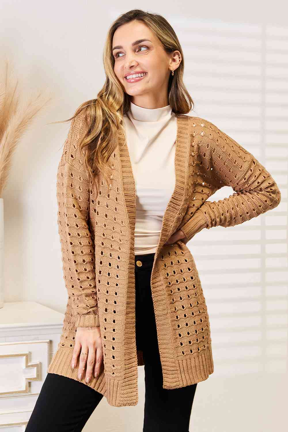 Stilzeits | Horizontal gerippte Strickjacke mit offener Vorderseite