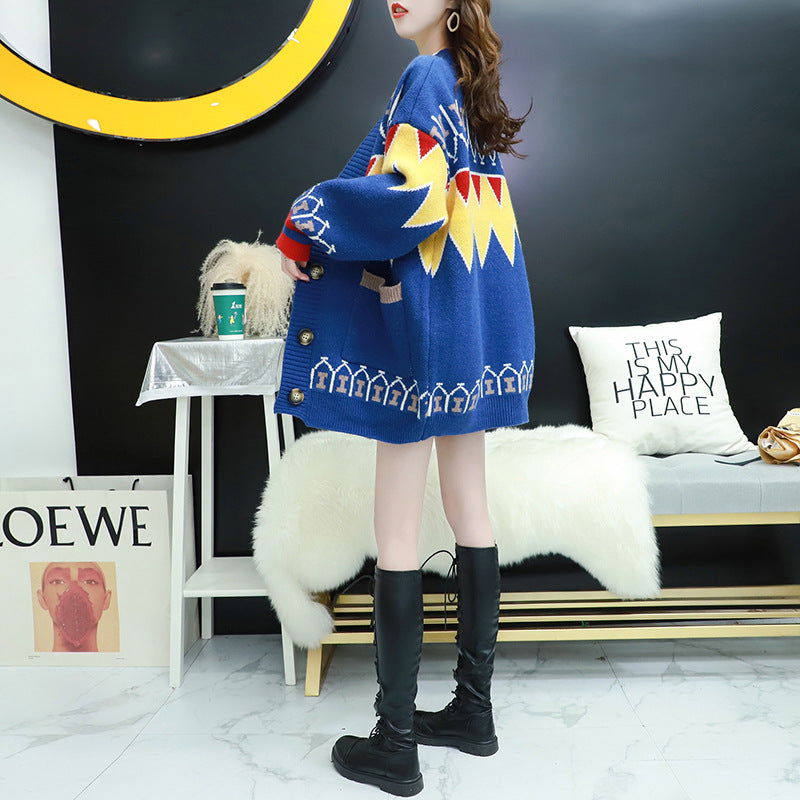 Damen Strickjacke mit farbenfrohem Design und großen Knöpfen Stilzeits