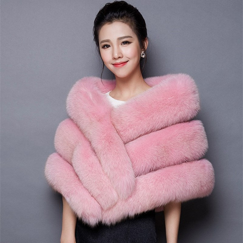 Damen Elegante Kunstpelz-Stola mit voluminösem Schnitt Stilzeits