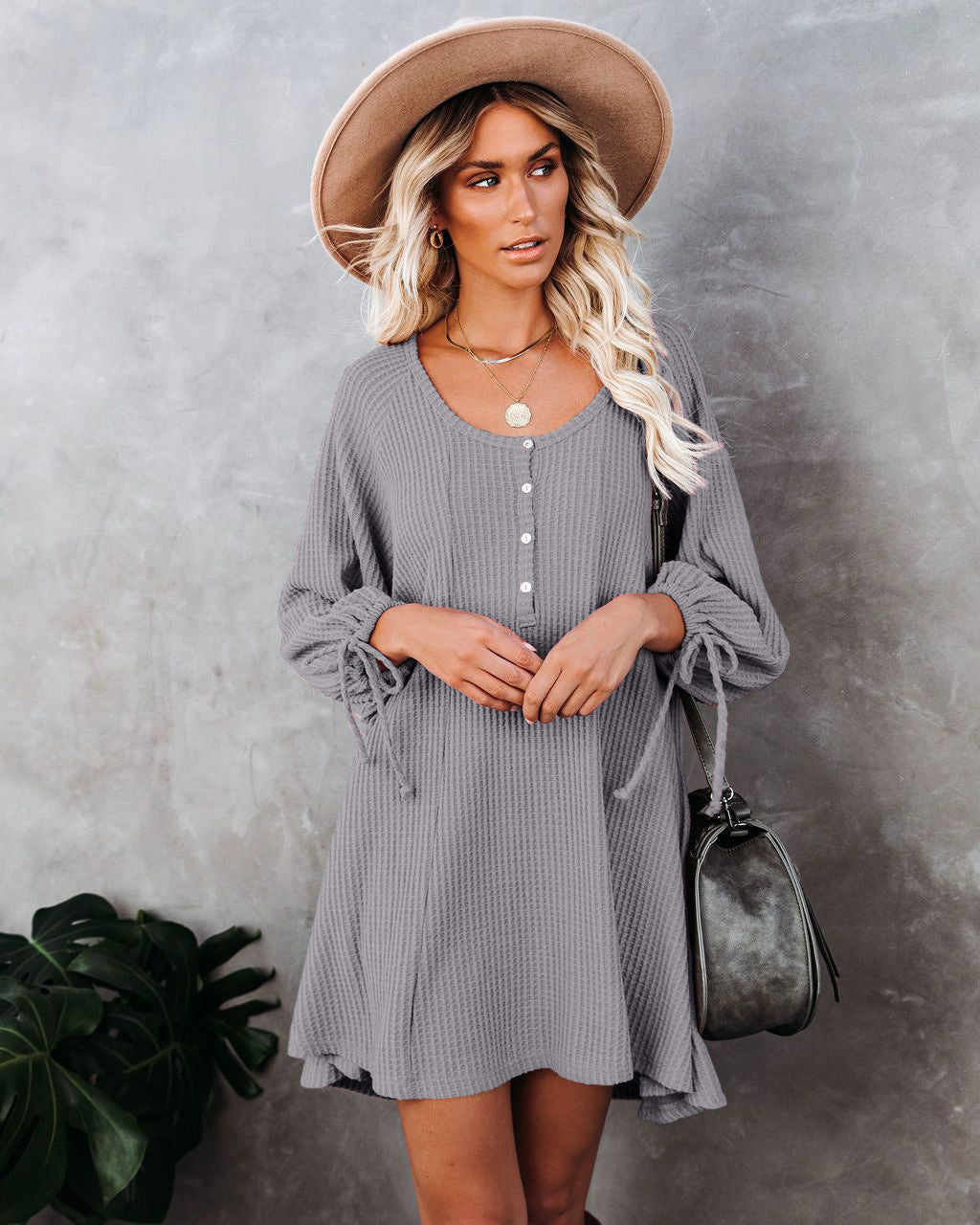 Damen lässiges Knopfkleid mit Rüschendetails und dekorativem Saum Stilzeits