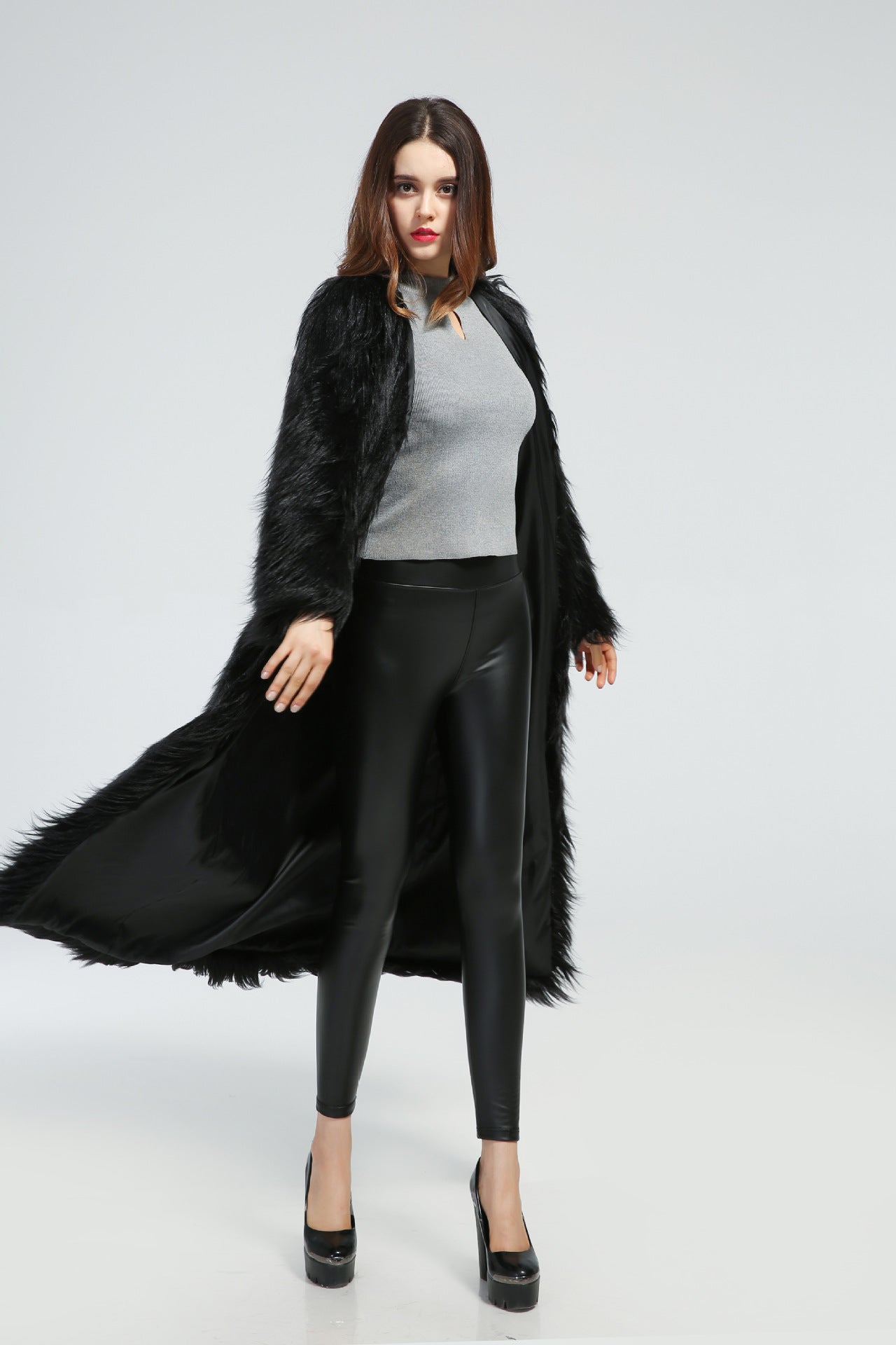 Damen Eleganter Midikleid mit luxuriösem Kunstfell Stilzeits