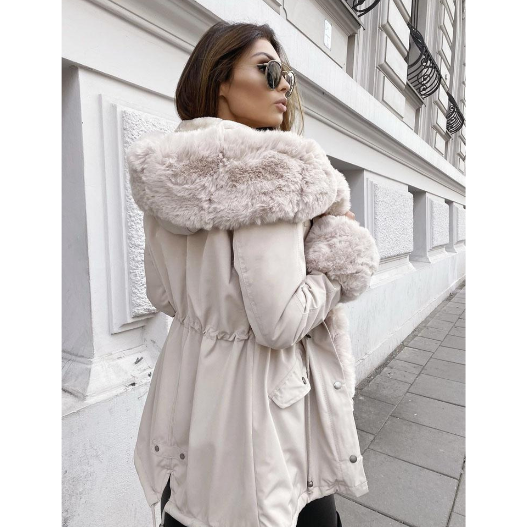 Stilzeits | Winterjacke mit Kapuze für Frauen Ideal bei kaltem Wetter