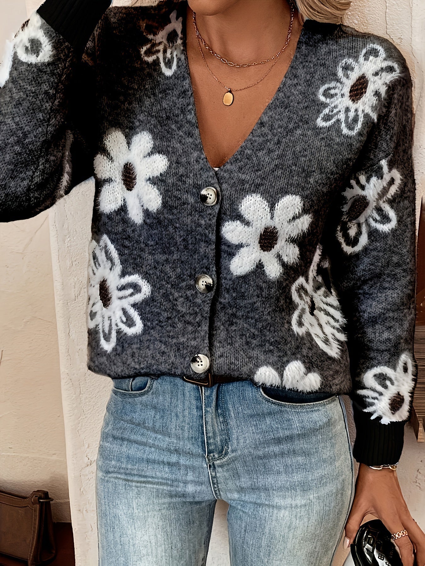 Stilzeits | Weiche Strickjacke mit Blumenmuster Acryl Wärme und Stil