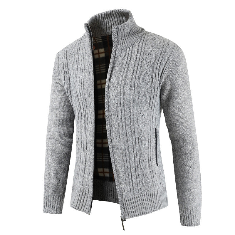 Herren Strickjacke mit Zopfdesign und hohem Kragen Stilzeits
