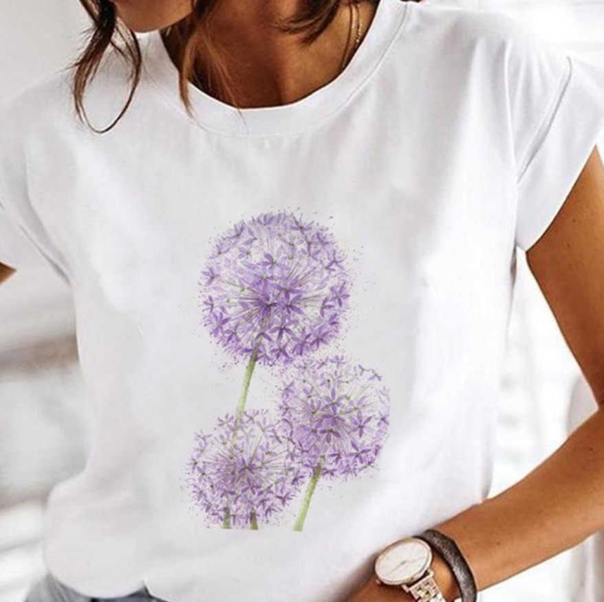 Sommerliche Damen-T-Shirts mit angesagten Designs