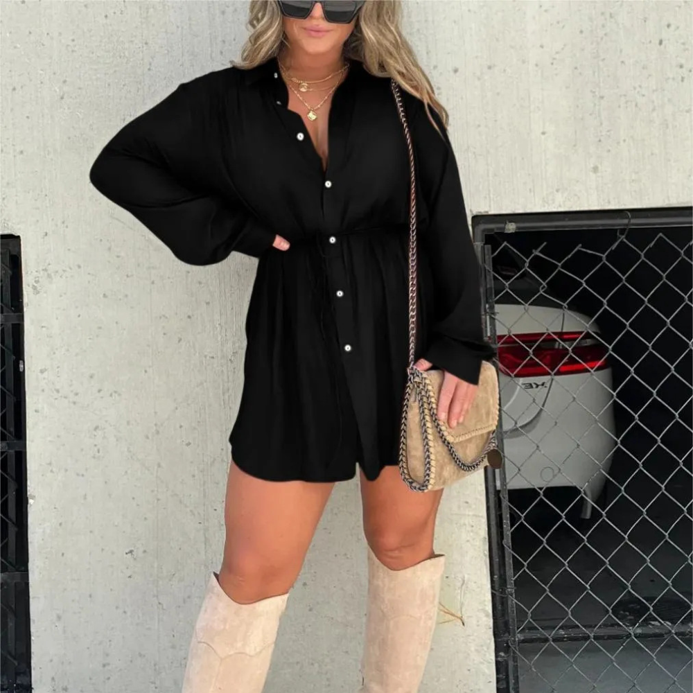 Trendiges Damen-Outfit: Top und Shorts