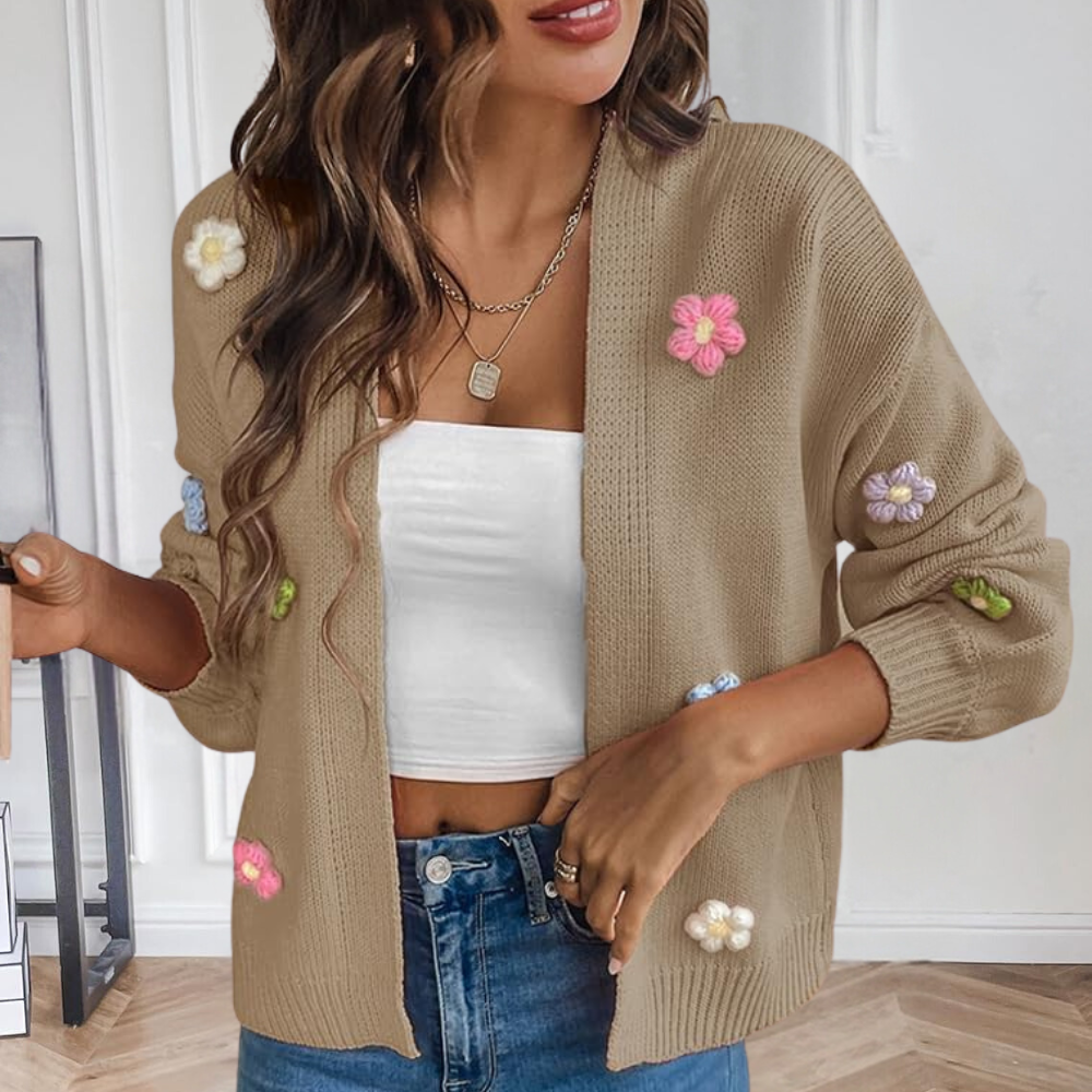 Stilzeits | Damenjacke mit 3D Blumen – Maribel