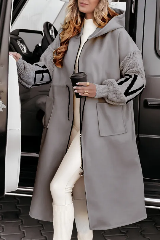 Stilzeits | Winterjacke Lang Gefüttert, mit Kapuze und Strickärmeln