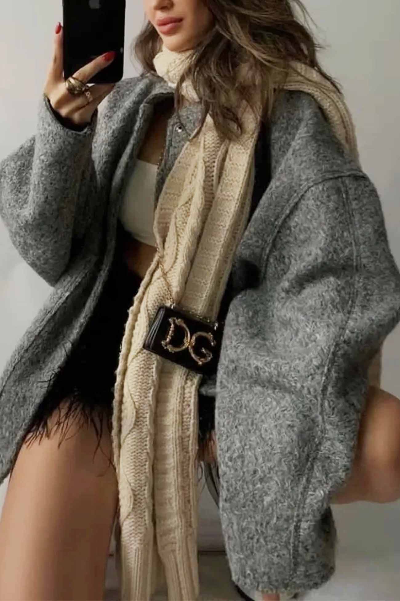 Wivella | Einfarbige Jacke mit Stehkragen und Knöpfen an den Taschen