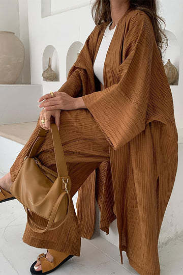 Strickjacke und Hose Set mit Rosmarin-Motiv für Entspannung