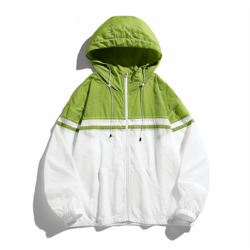 Damen funktionale Übergangsjacke mit verstellbarer Kapuze und atmungsaktiven Einsätzen Stilzeits