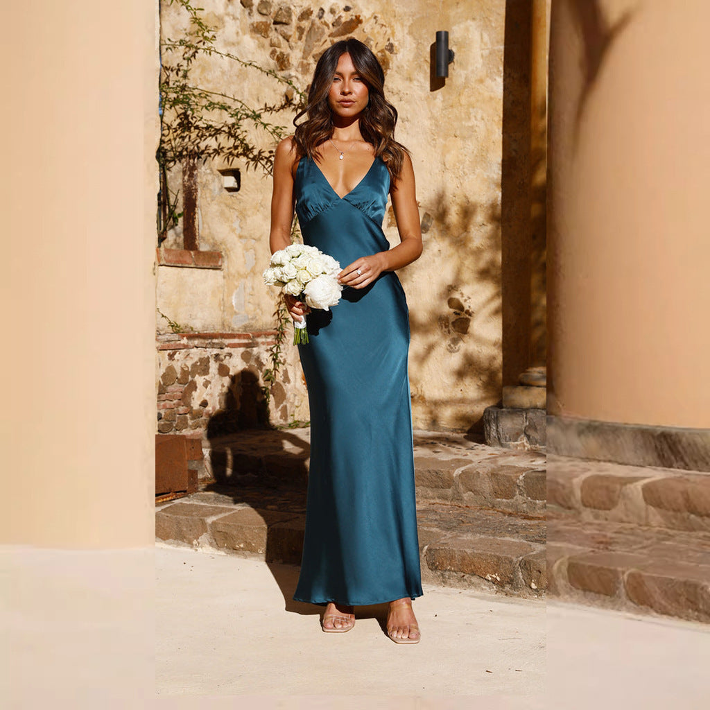 Damen Satin Maxikleid mit eleganter V-Form und fließendem Schnitt Stilzeits