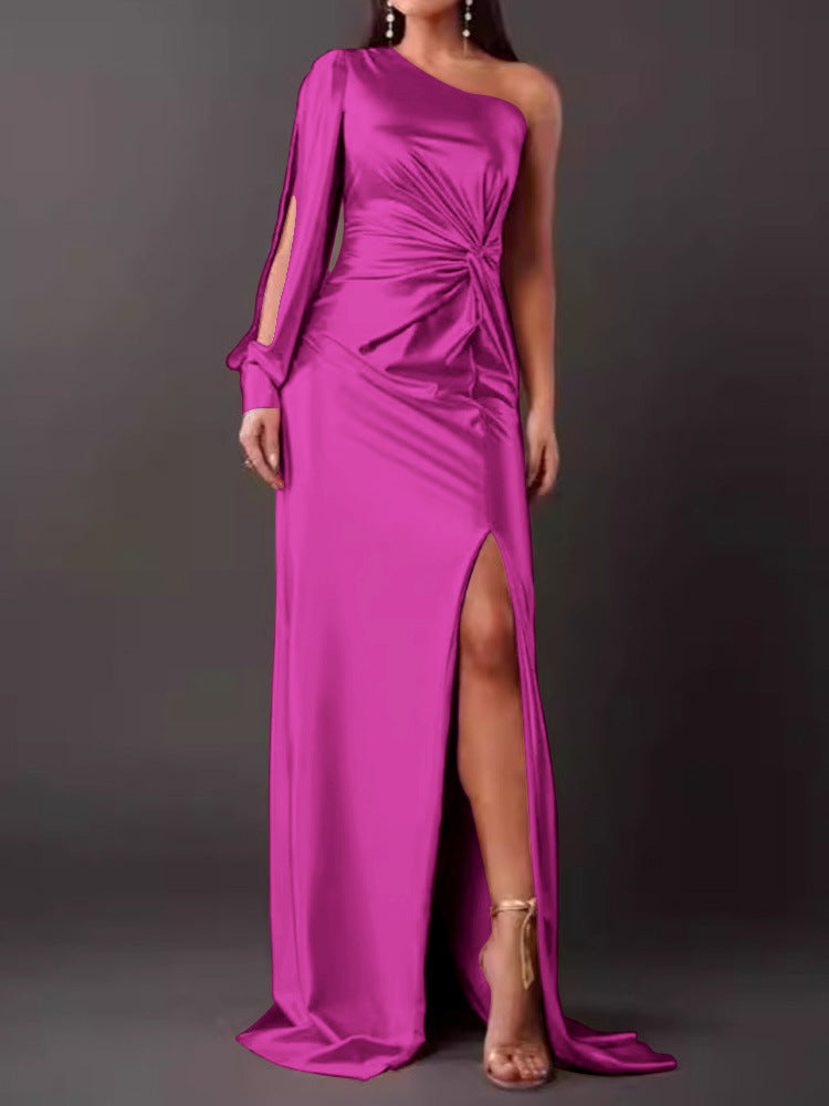 Damen Abendkleid mit asymmetrischem Ausschnitt und eleganter Faltenlegung Stilzeits