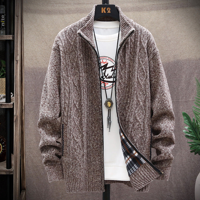 Herren Strickjacke mit Kunstlederdetails und hohem Kragen Stilzeits