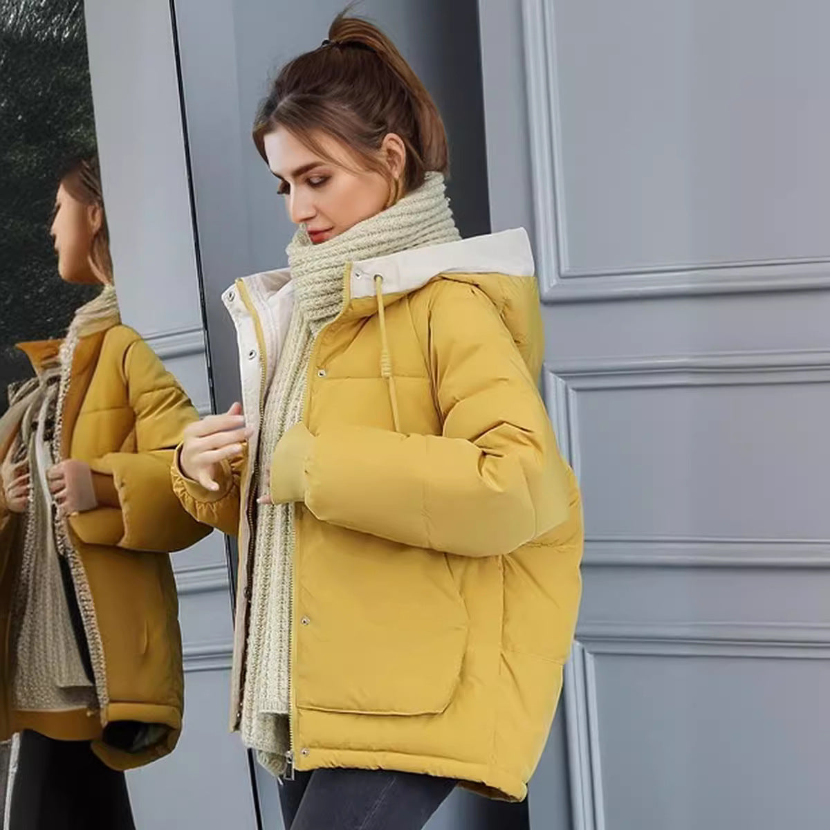 Damen modische Steppjacke mit abnehmbarer Kapuze und komfortabler Passform Stilzeits