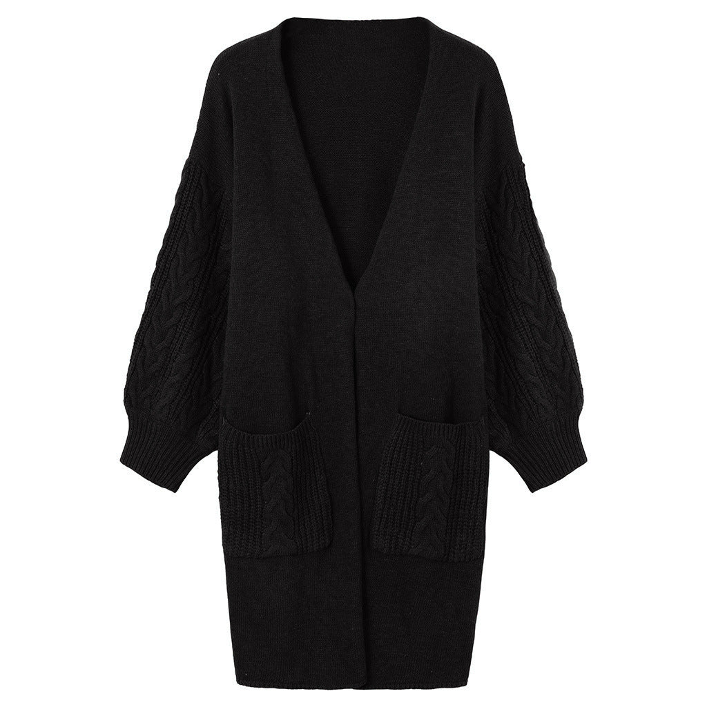 Damen Strickmantel mit tiefem V-Ausschnitt und groben Zopfstrickdetails Stilzeits